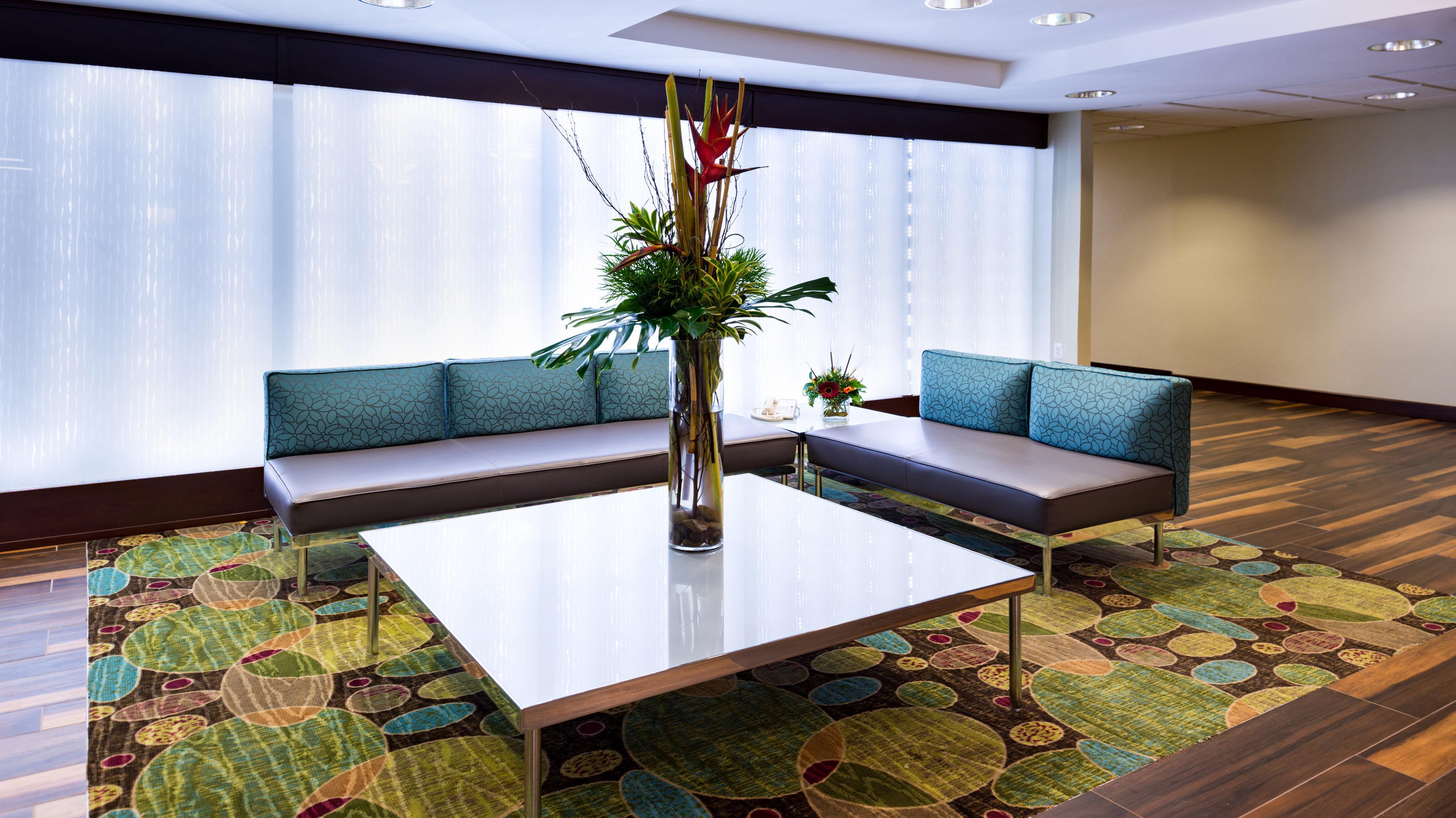 Holiday Inn Hotel & Suites Warren By Ihg Bagian luar foto