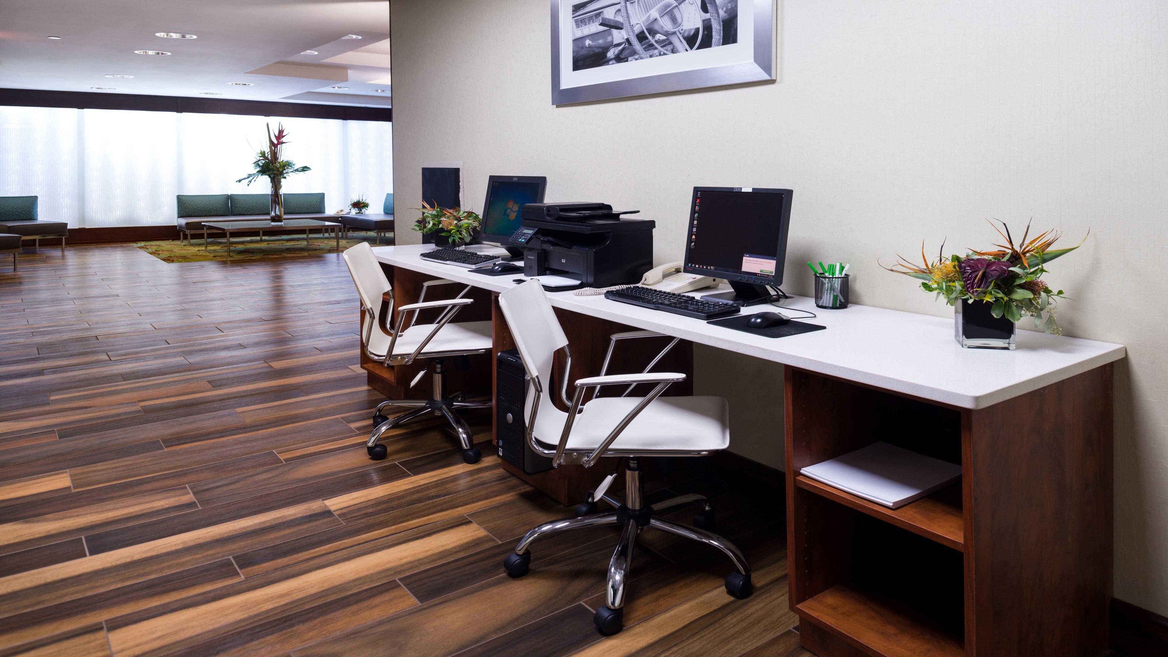 Holiday Inn Hotel & Suites Warren By Ihg Bagian luar foto
