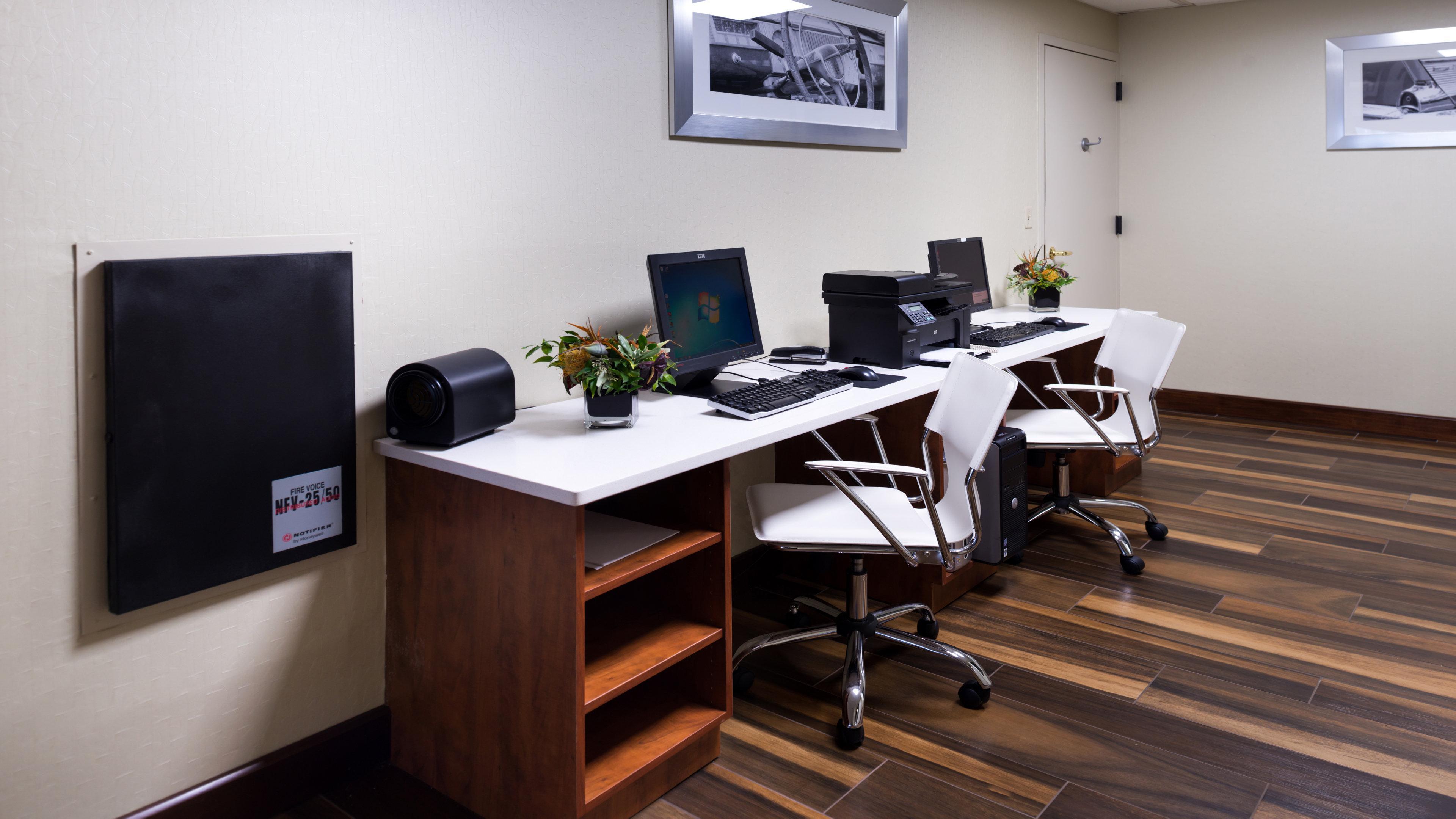 Holiday Inn Hotel & Suites Warren By Ihg Bagian luar foto