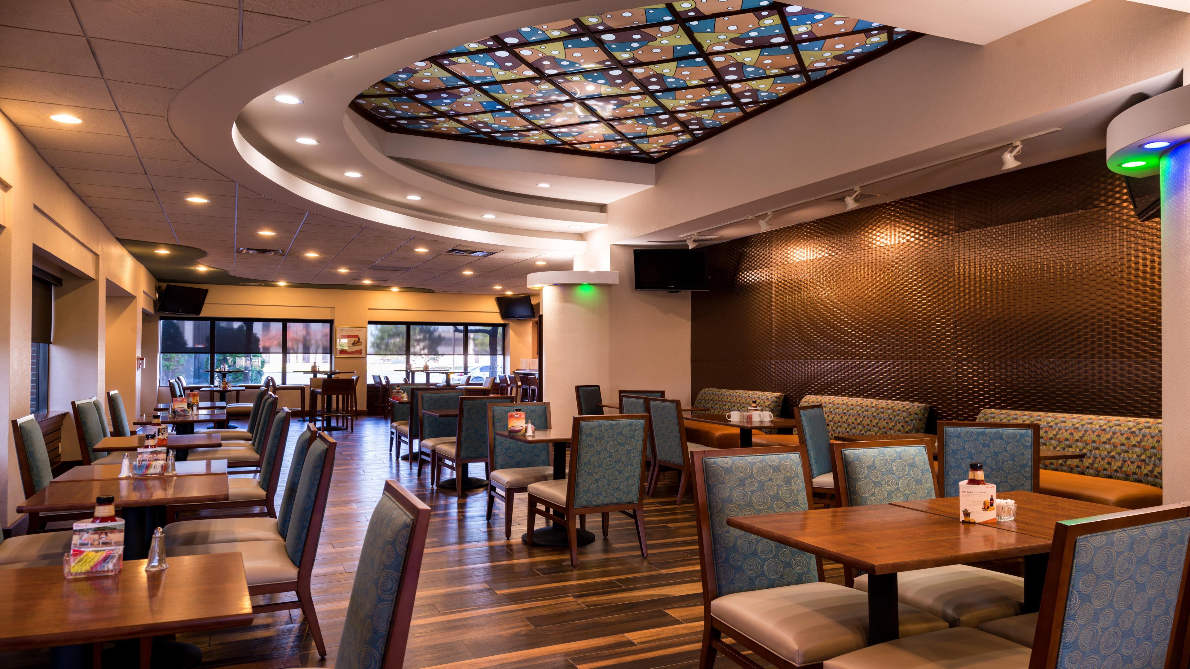 Holiday Inn Hotel & Suites Warren By Ihg Bagian luar foto
