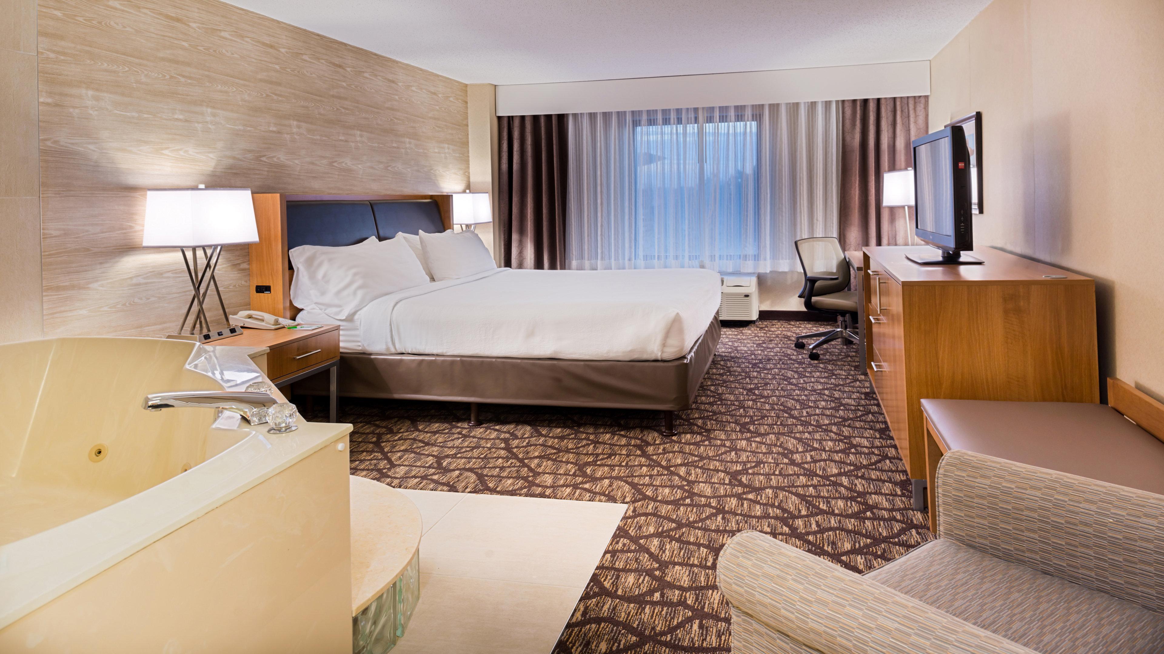 Holiday Inn Hotel & Suites Warren By Ihg Bagian luar foto