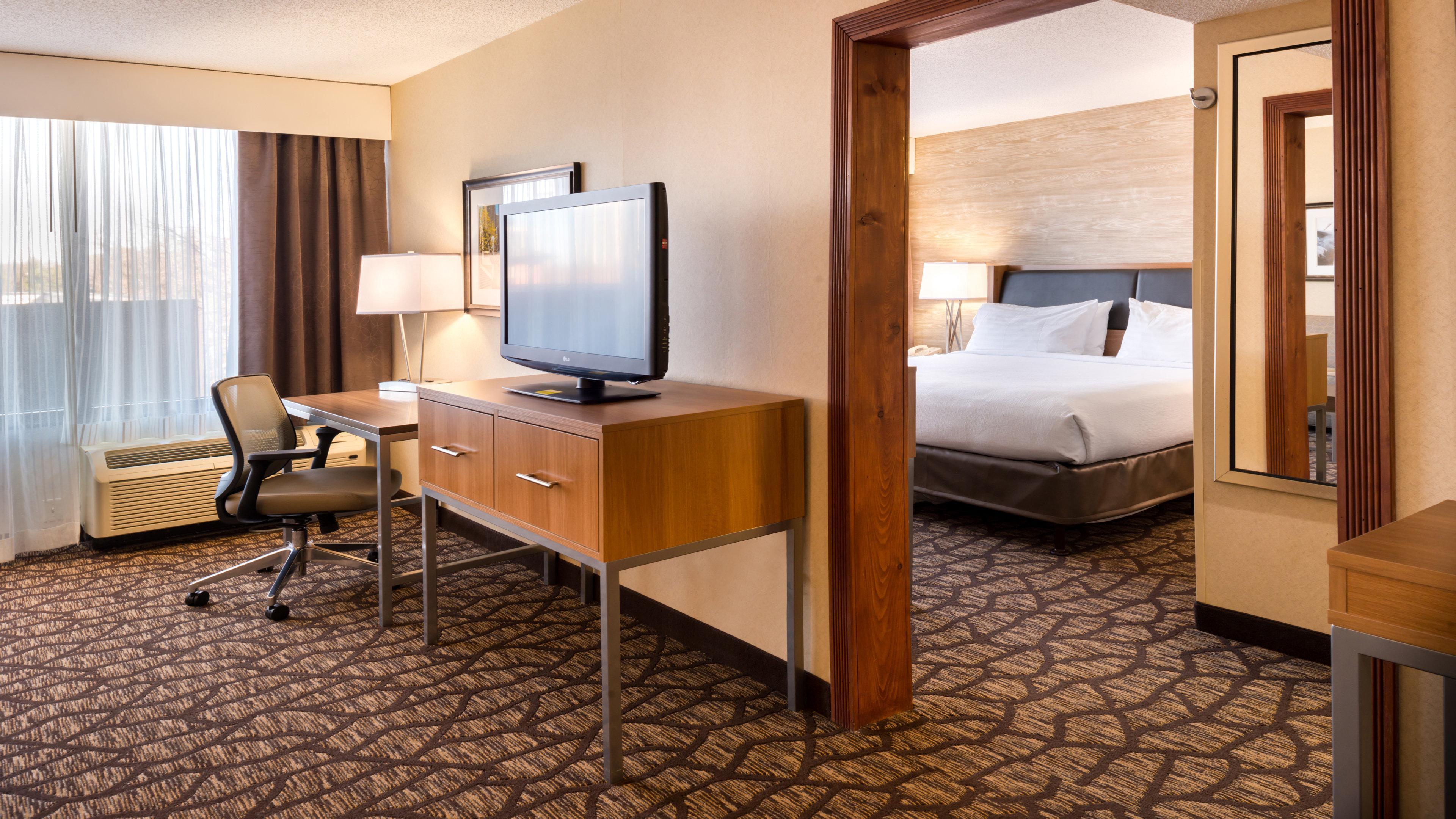 Holiday Inn Hotel & Suites Warren By Ihg Bagian luar foto